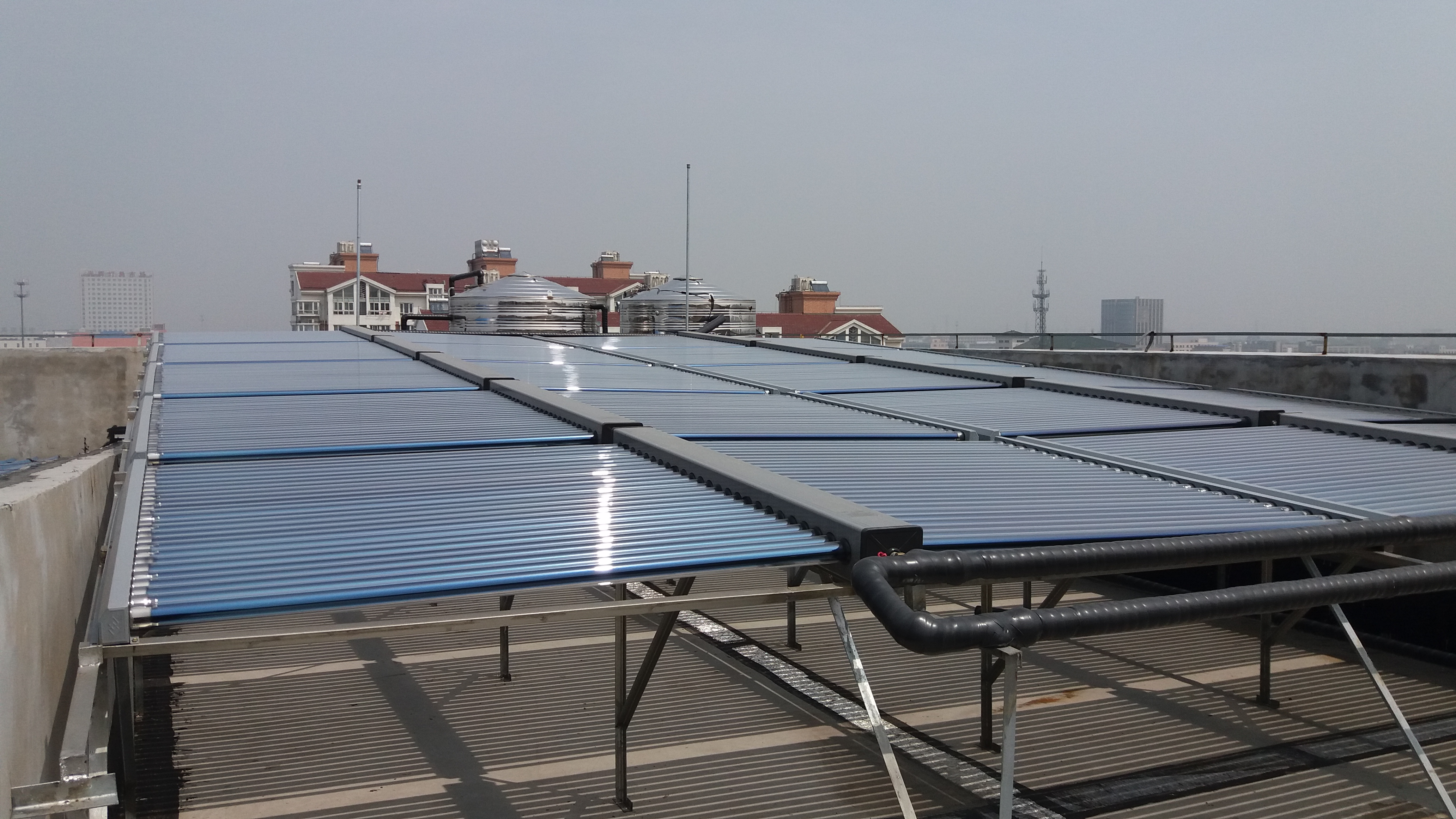 健身館太陽能加空氣能