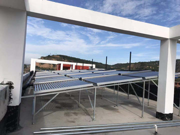 山西臨汾大寧縣幸福小學太陽能熱水系統